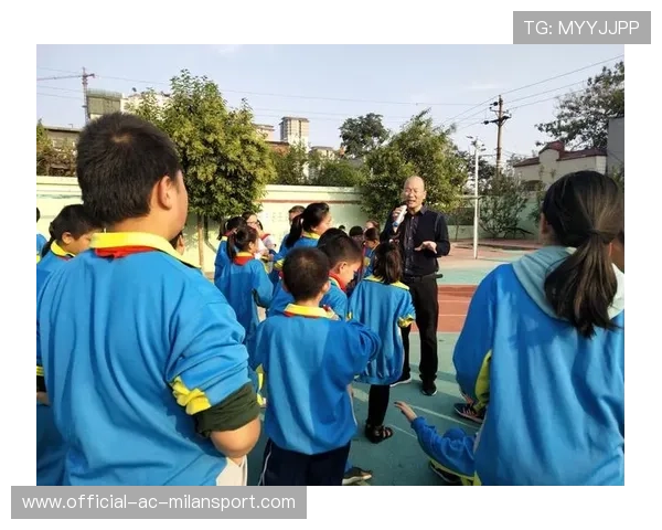 乌兰团队公开 sparring 片段，引发热烈讨论