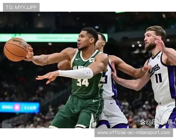 字母哥直线冲刺，密尔沃基雄鹿制造错位